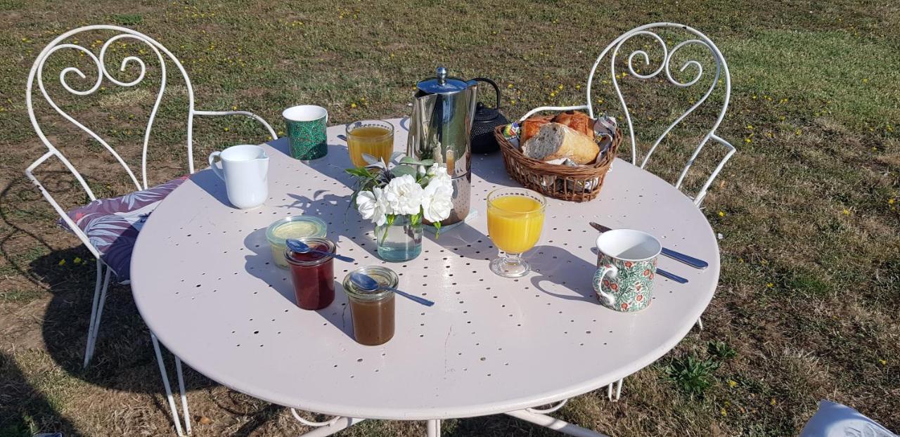 La Boheme Bed and Breakfast Charols Εξωτερικό φωτογραφία